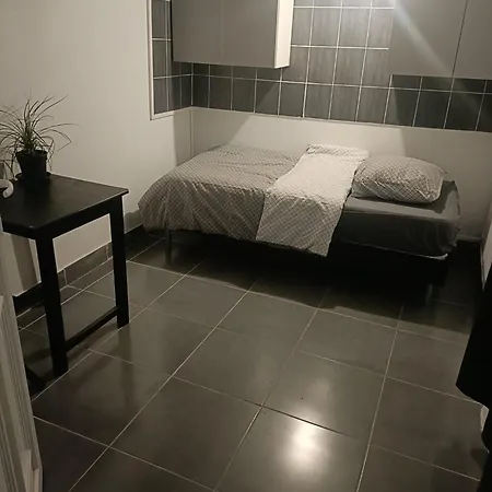 Tiny House - Gare Paris Aeroport